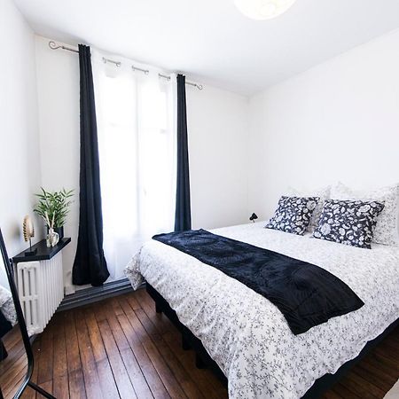 Appartement Avec Balcon A 250 M De La Gare, Hyper Centre Tours Exteriör bild