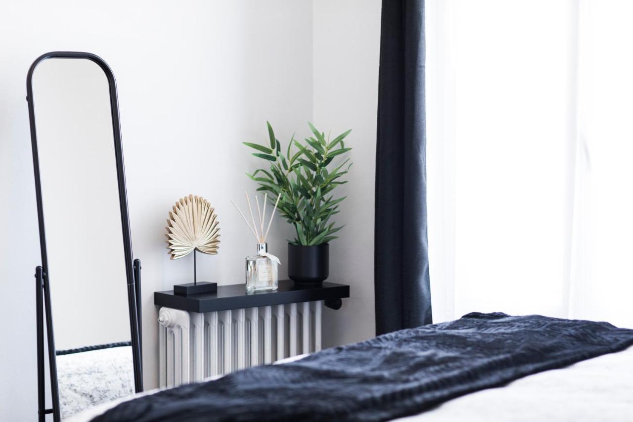 Appartement Avec Balcon A 250 M De La Gare, Hyper Centre Tours Exteriör bild