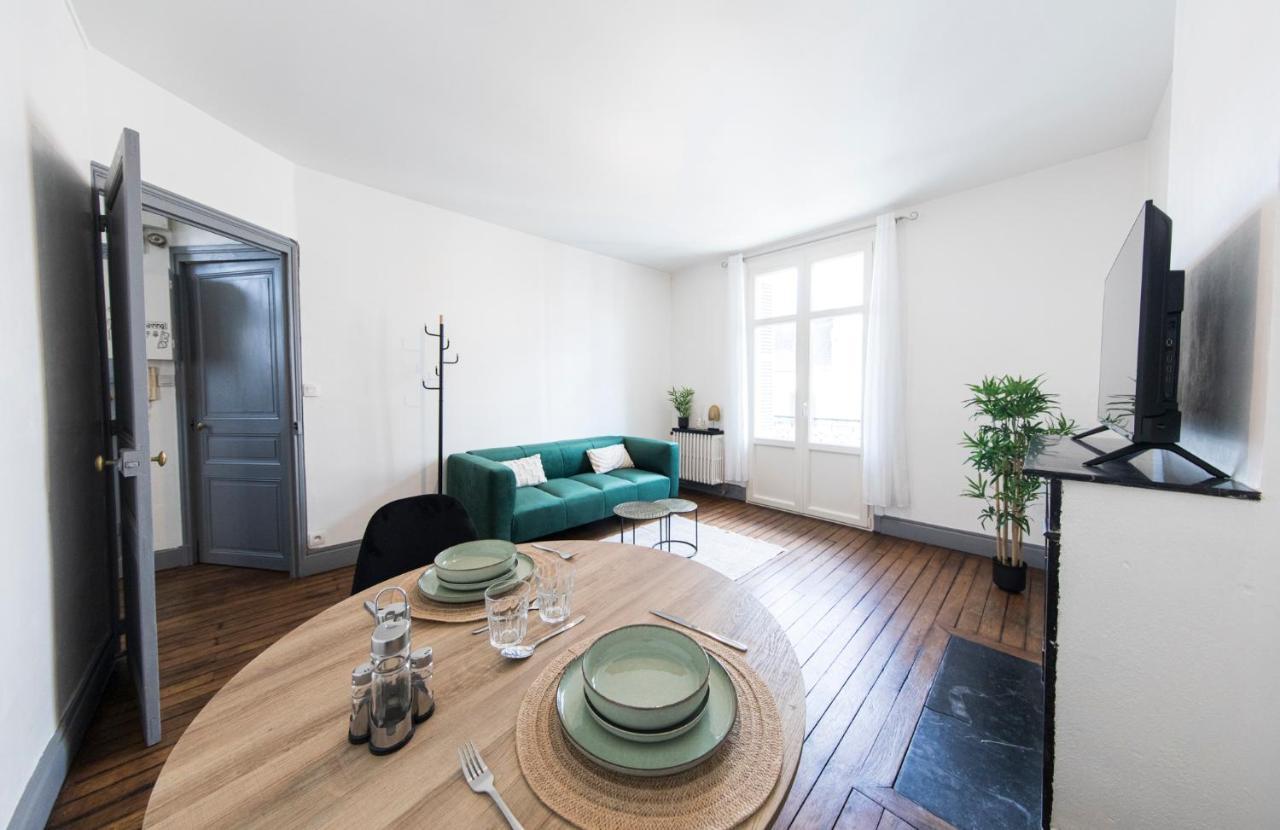 Appartement Avec Balcon A 250 M De La Gare, Hyper Centre Tours Exteriör bild